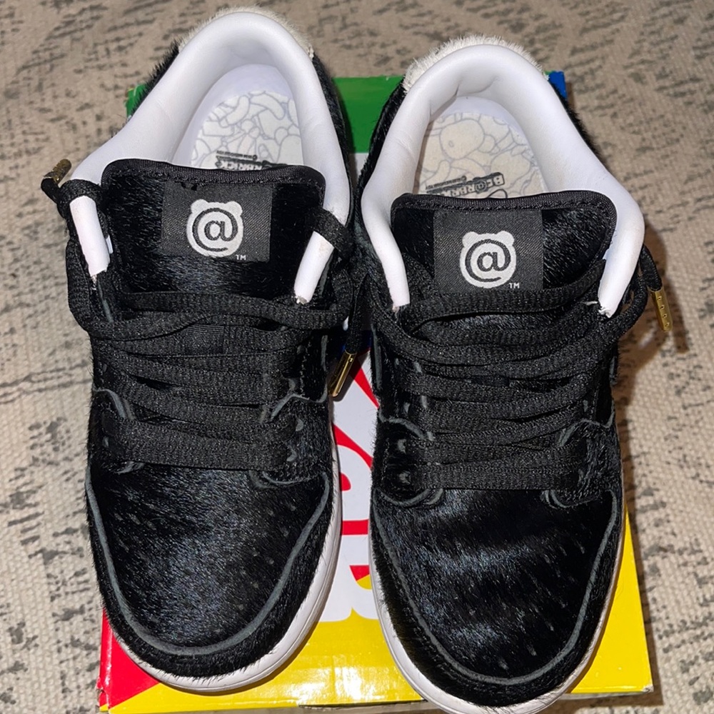 Nike SB medicom bearbrick